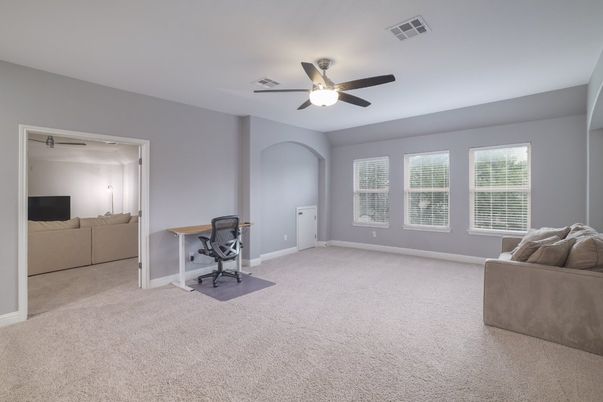 Home Office, Interior