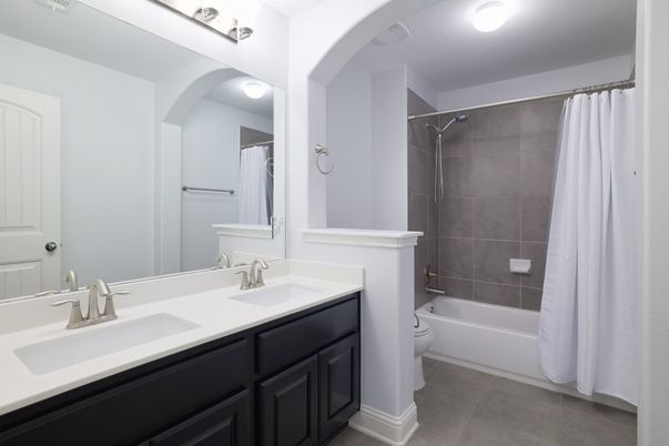 Bathroom, Dual Sink Vanities, Interior