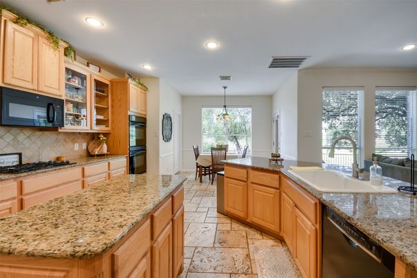 Dining room, Interior, Kitchen, Pendant Lights, Recessed Lighting