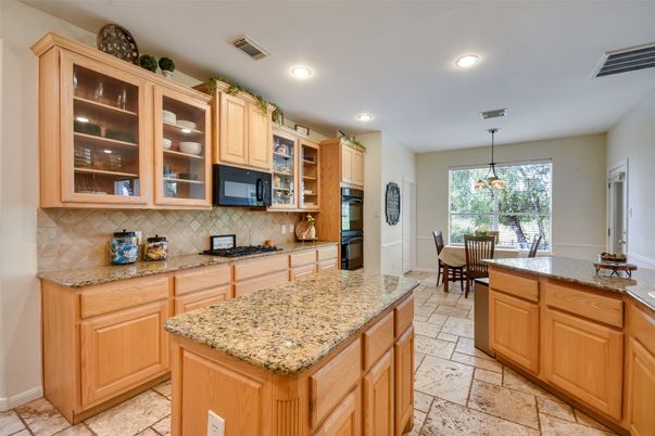 Dining room, Interior, Kitchen, Pendant Lights, Recessed Lighting