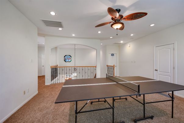 Game Room, Interior, Recessed Lighting