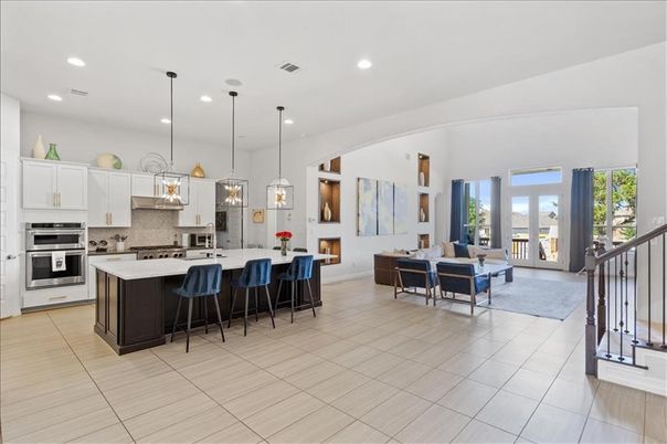 Interior, Kitchen, Living room, Pendant Lights, Recessed Lighting, Stainless Steel Appliances