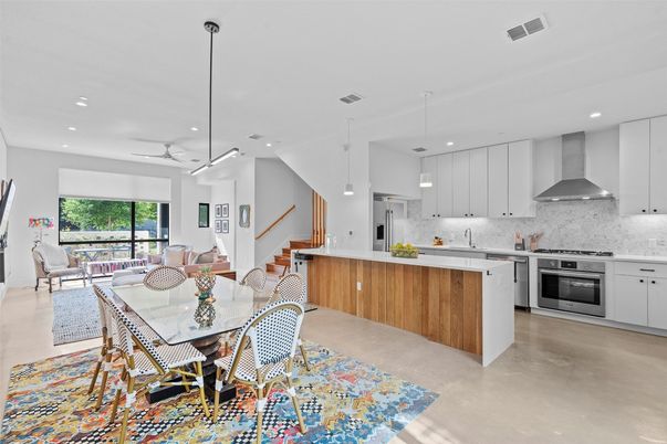 Dining room, Interior, Kitchen, Pendant Lights, Recessed Lighting, Stainless Steel Appliances