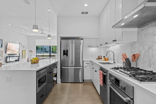 Interior, Kitchen, Pendant Lights, Recessed Lighting, Stainless Steel Appliances