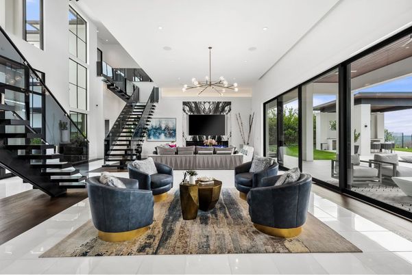 Interior, Living room, Pendant Lights, Recessed Lighting