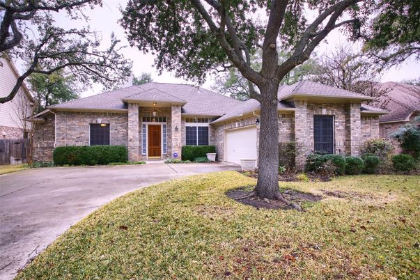 Attached, Exterior, Facade, Brick Facade, Ranch