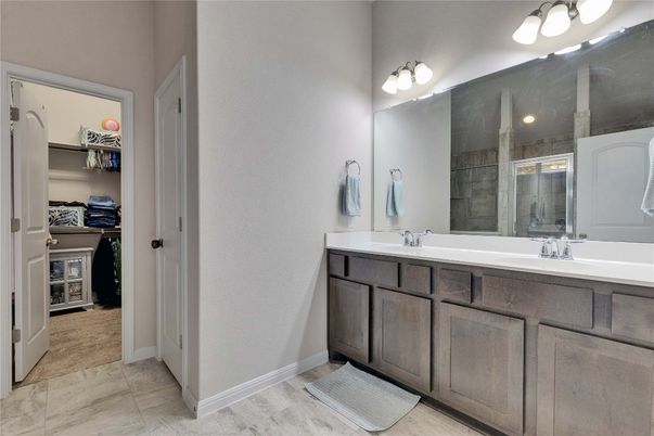 Bathroom, Dual Sink Vanities, Interior, Marble
