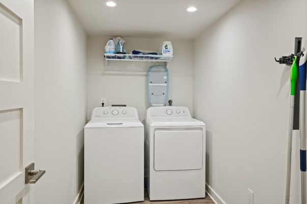 Interior, Recessed Lighting, Utility Closets, Washer