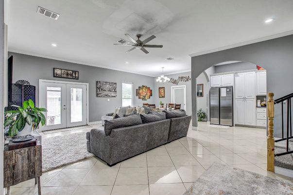 Chandelier, Dining room, Interior, Kitchen, Living room, Recessed Lighting