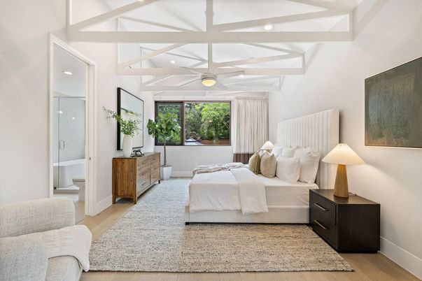 Bathroom, Bedroom, Interior, Recessed Lighting, Wood Texture Flooring