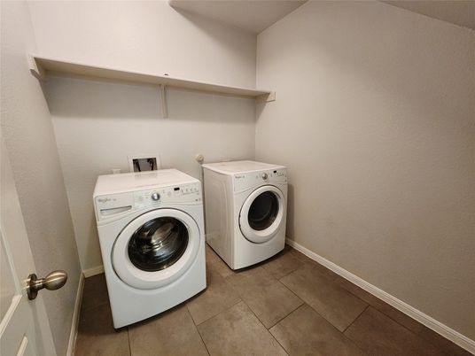 Interior, Washer