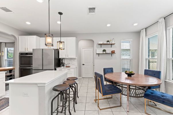 Dining room, Interior, Kitchen, Pendant Lights, Recessed Lighting, Stainless Steel Appliances