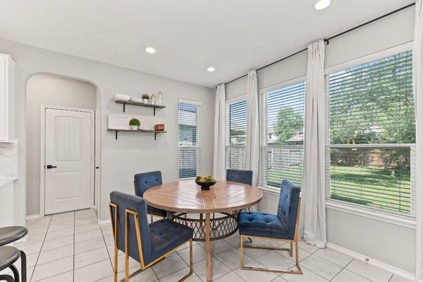Dining room, Interior, Recessed Lighting