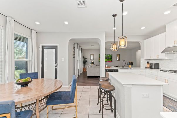 Dining room, Interior, Kitchen, Pendant Lights, Recessed Lighting, Wood Texture Flooring