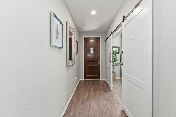 Interior, Recessed Lighting, Wood Texture Flooring