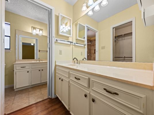 Bathroom, Dual Sink Vanities, Interior, Wood Texture Flooring