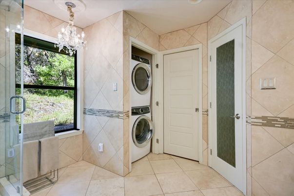 Interior, Utility Closets, Washer