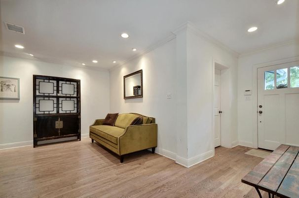 Interior, Recessed Lighting, Wood Texture Flooring