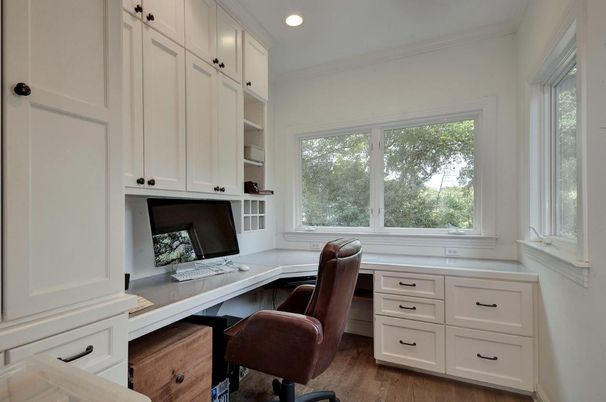 Home Office, Interior, Recessed Lighting, Wood Texture Flooring