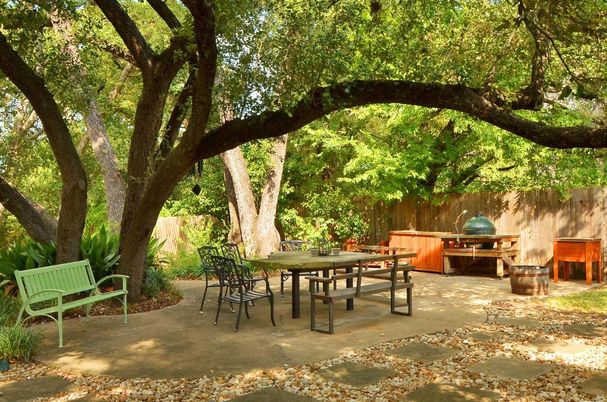 Backyard, Exterior, Hot Tub