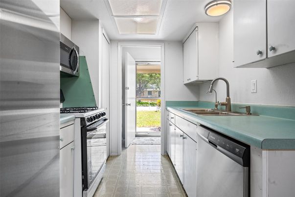 Interior, Kitchen, Stainless Steel Appliances
