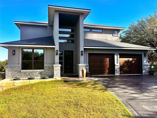 Attached, Exterior, Facade, Modern