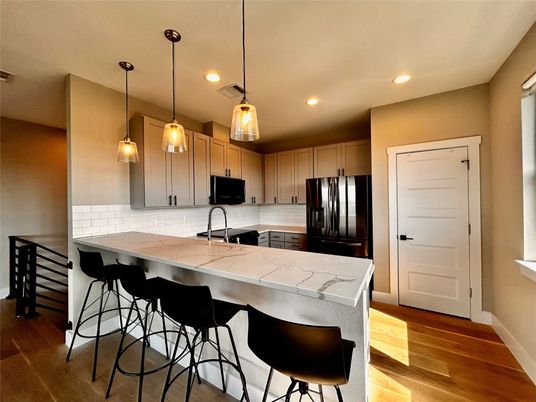 Interior, Kitchen, Pendant Lights, Recessed Lighting, Wood Texture Flooring