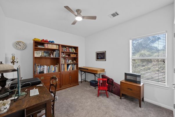 Home Office, Interior