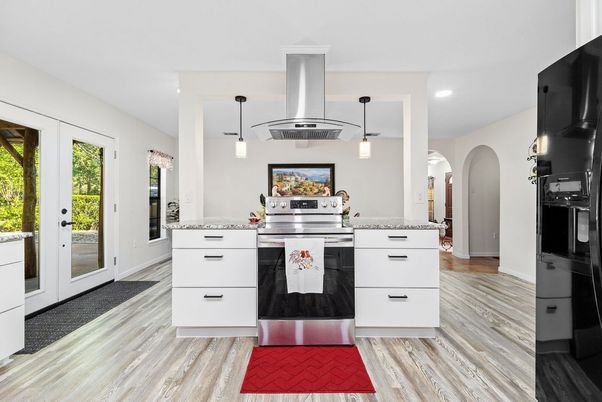 Interior, Kitchen, Pendant Lights, Recessed Lighting, Wood Texture Flooring