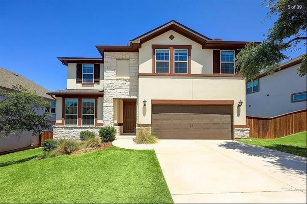Attached, Exterior, Facade, Mediterranean