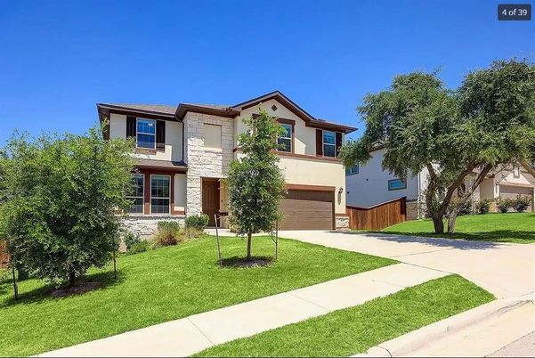 Attached, Backyard, Exterior, Facade, Modern
