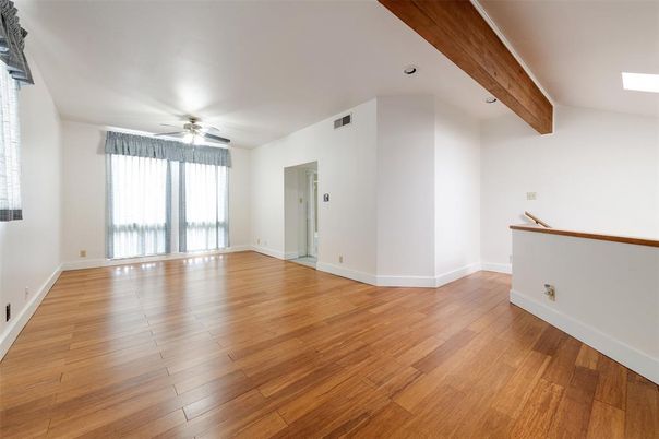 Empty room, Interior, Wooden Beams, Wood Texture Flooring
