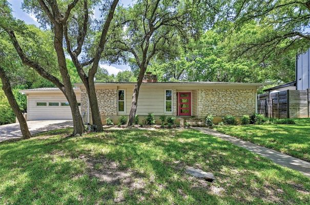 Attached, Backyard, Exterior, Facade, Ranch