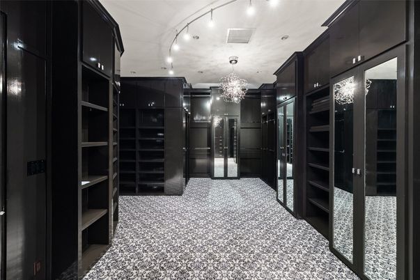 Chandelier, Interior, Walk-in Closets