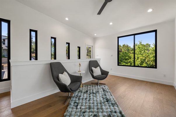 Interior, Recessed Lighting, Wood Texture Flooring