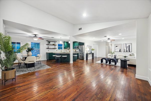 Dining room, Interior, Kitchen, Pendant Lights, Recessed Lighting, Stainless Steel Appliances, Wood Texture Flooring