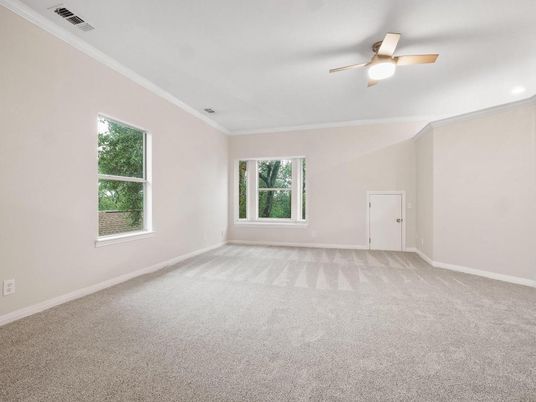Empty room, Interior, Recessed Lighting
