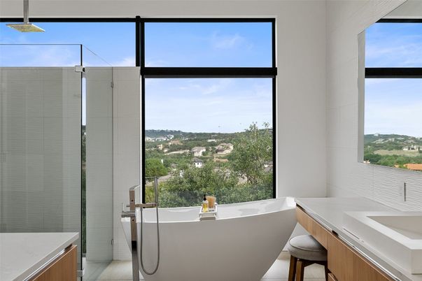 Bathroom, Free Standing Baths, Interior
