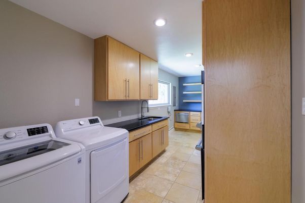 Interior, Recessed Lighting, Washer