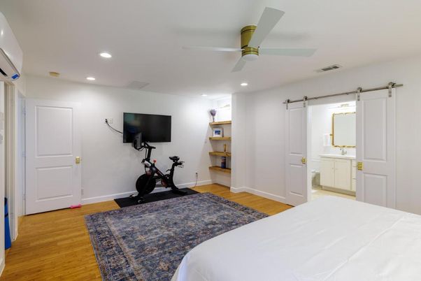 Bedroom, Fitness Equipment, Interior, Recessed Lighting, Wood Texture Flooring