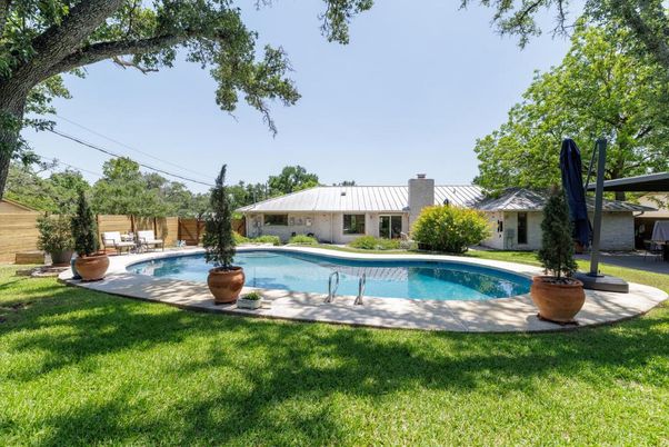 Backyard, Exterior, Pool