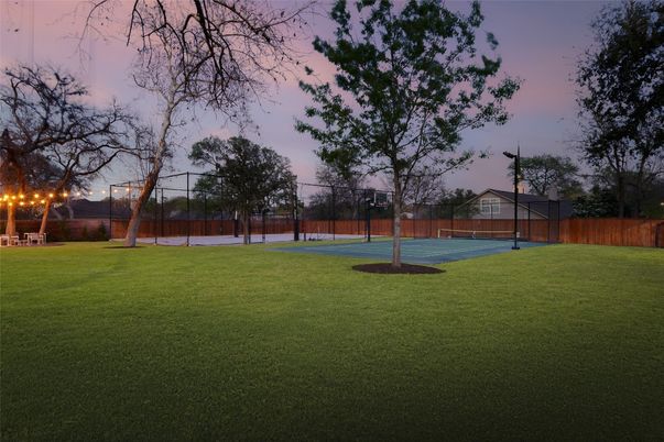 Exterior, Tennis Courts