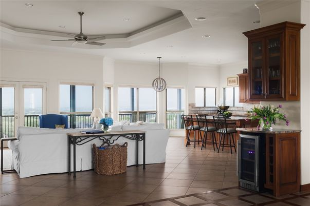 Interior, Kitchen, Living room, Pendant Lights, Recessed Lighting