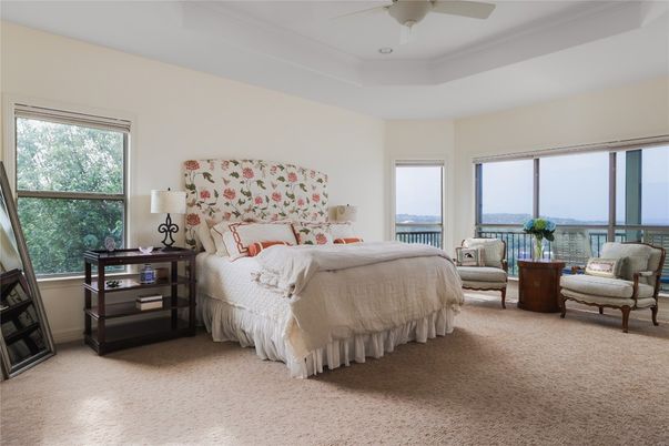 Bedroom, Interior, Water