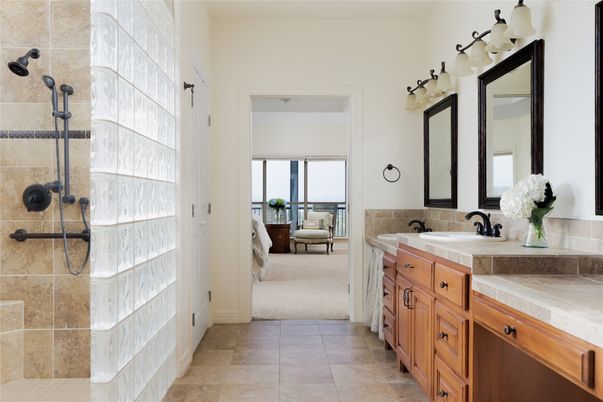Bathroom, Interior, Tile Countertops