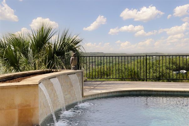 Exterior, Lake, Pool