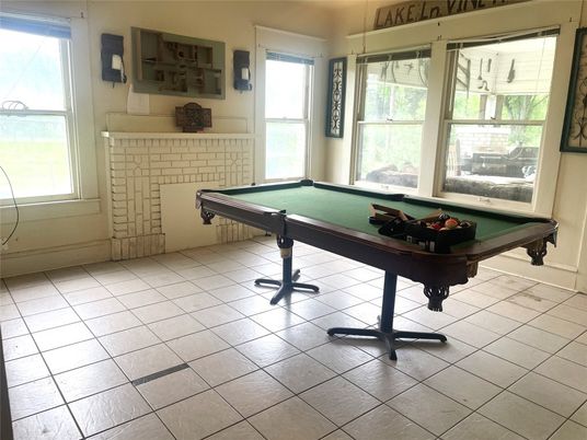 Billiard Table, Game Room, Interior