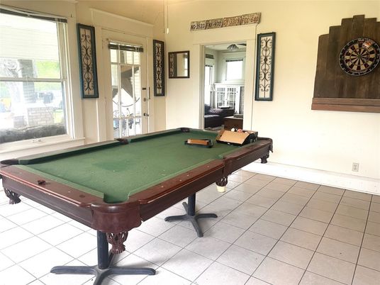 Billiard Table, Game Room, Interior