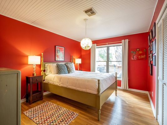 Bedroom, Interior, Pendant Lights, Wood Texture Flooring