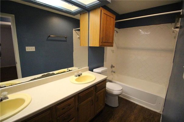 Bathroom, Dual Sink Vanities, Interior, Wood Texture Flooring